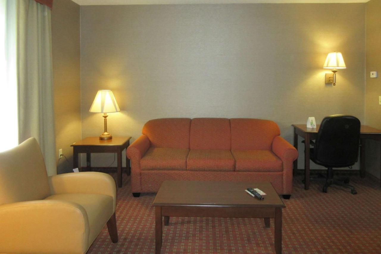 Quality Inn & Suites Owego Εξωτερικό φωτογραφία